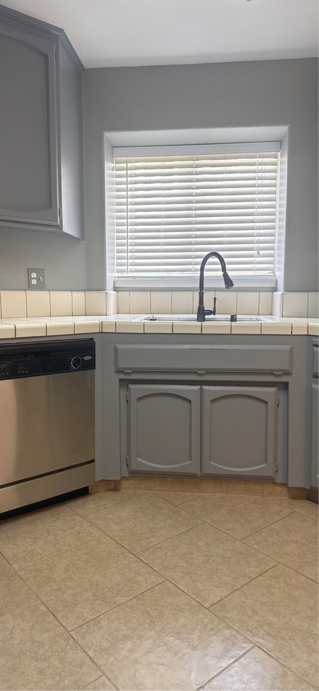 Photo - 10704 Sunset Canyon Dr