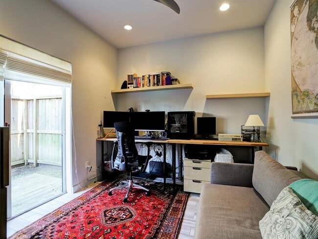 Photo - 1401 Fairview St Unit A