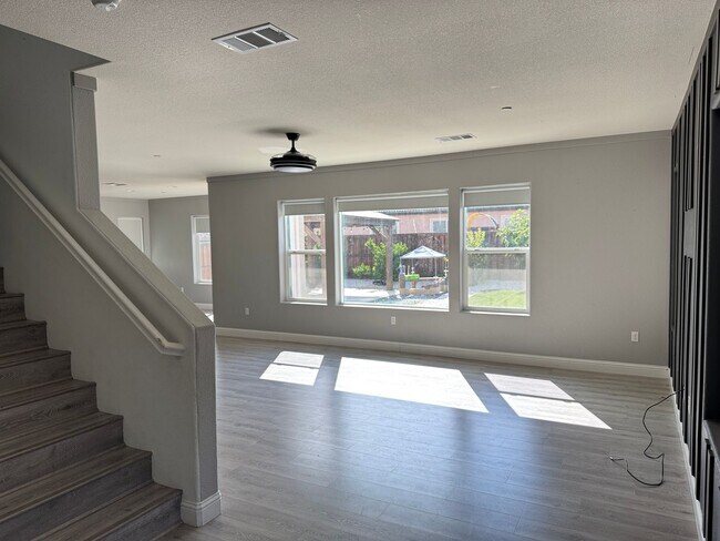 Photo - NOW AVAILABLE!! BEAUTIFUL HOME IN GATED CO...