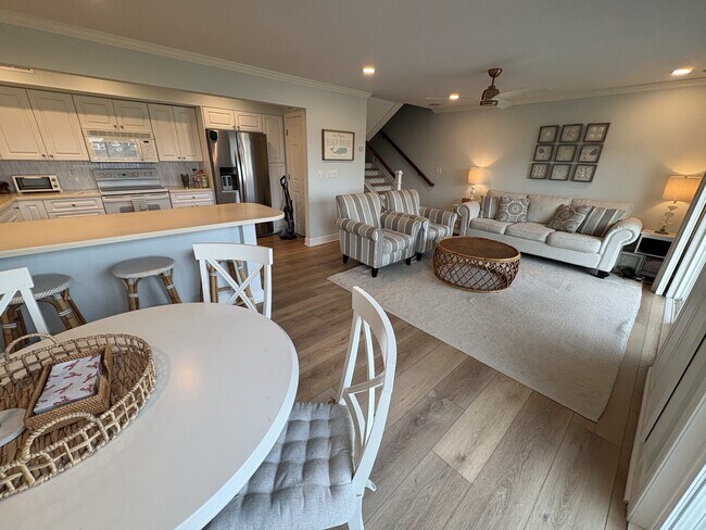 Photo - 157 Driftwood Ct