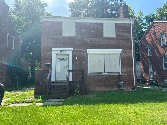 Building Photo - 15713 Vaughan St