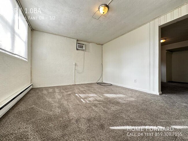 Photo - 2167 Will Fant Dr Unidad 1/2