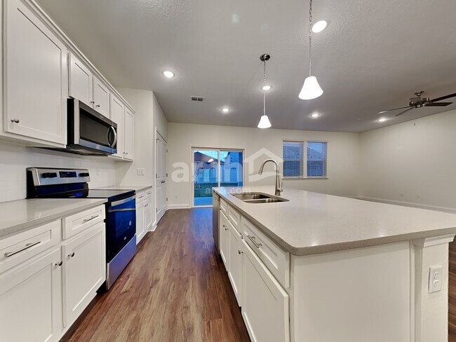 Photo - 171 Elcano Ln