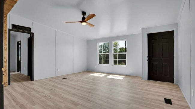 Photo - Spacious 4 Bedroom Home on 1 acre!