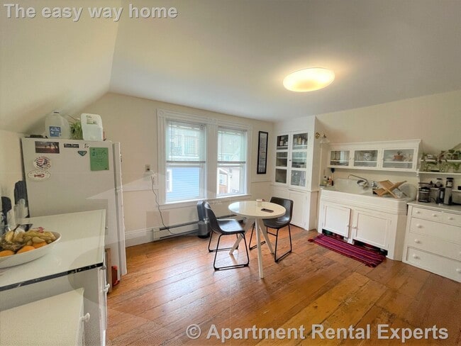 Photo - 7 Ibbetson St Unit #3
