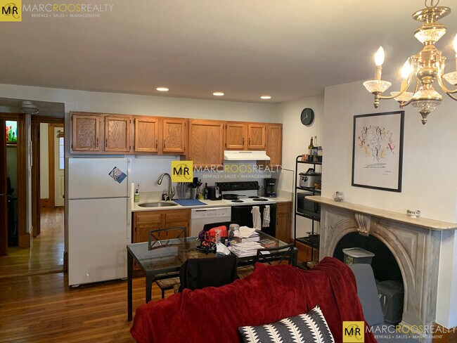 Photo - 39 E Springfield St Unidad 1 Rental