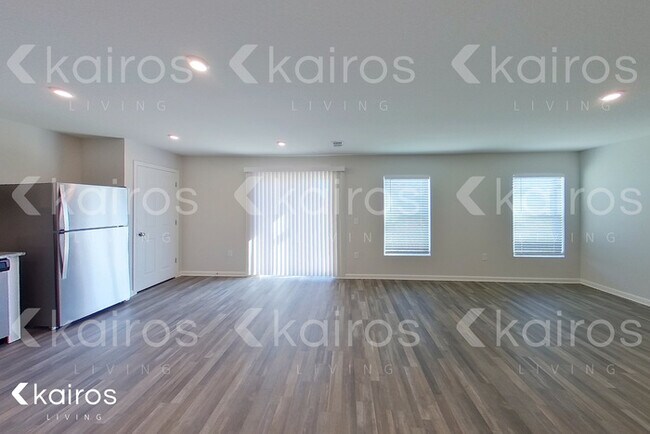 Photo - 1762 Nebraska Loop