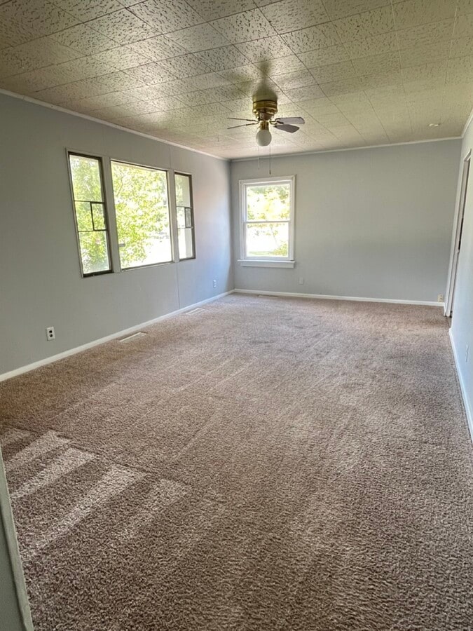 Photo - 2123 Covert Ave