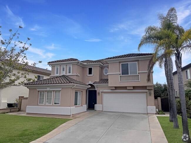 Building Photo - Great 5B/3.5BA House in Carmel Valley!