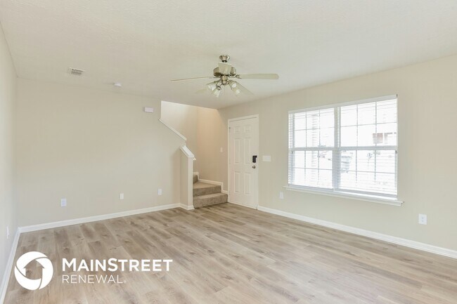 Photo - 1408 Priestshore Bay