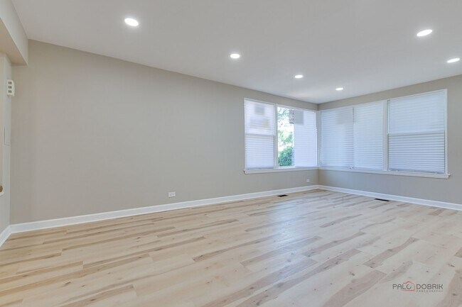 Photo - 4021 W Estes Ave