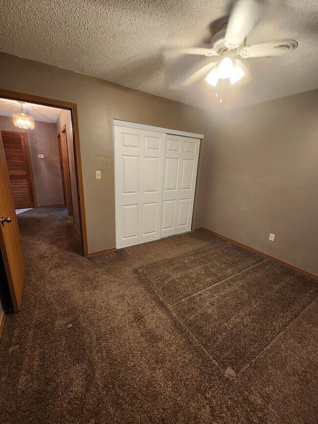 Photo - 1005 W Cherry St Unit B