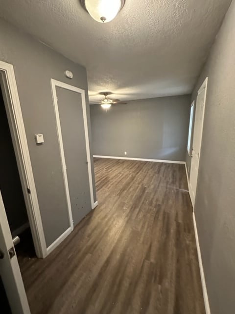 Photo - 305 5th Ave