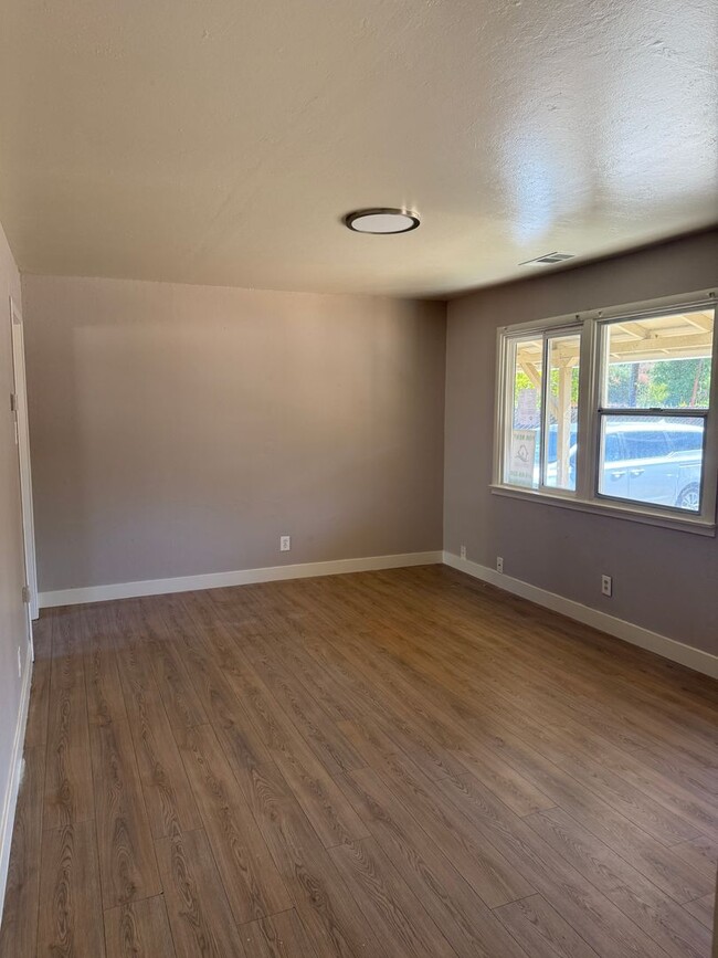 Photo - Edi2324/Jill2343 Unit Jill2343