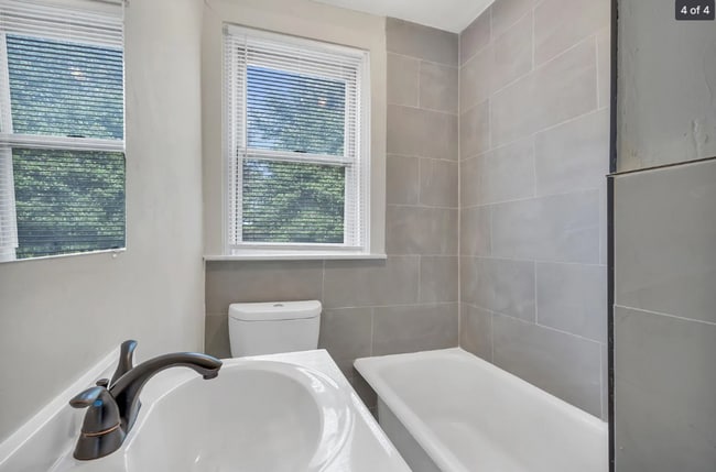 Photo - 6702 Oakley St Unit - B