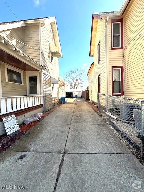 Building Photo - 3791 W 22nd Pl Rental