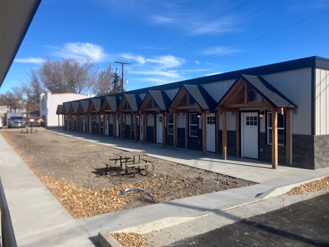 Building Photo - Wilos LLC Unit 10