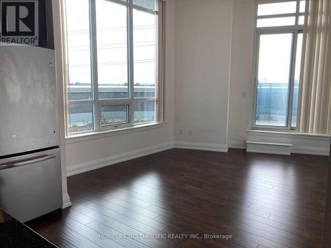 Photo - 7161 Yonge St Unité 325