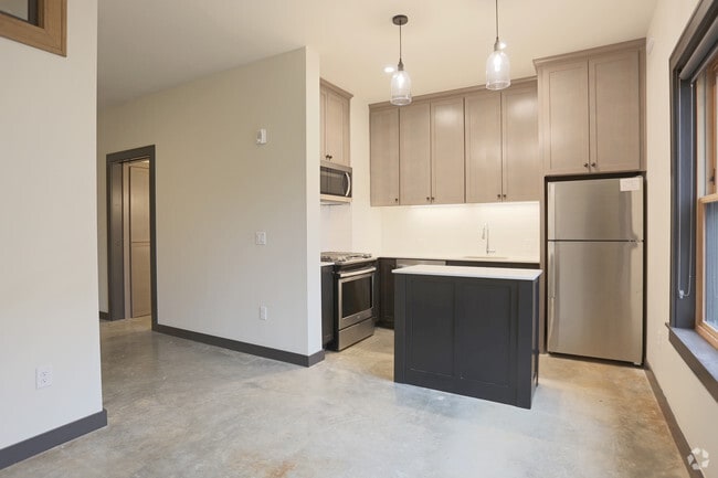 Photo - Almr Apartments