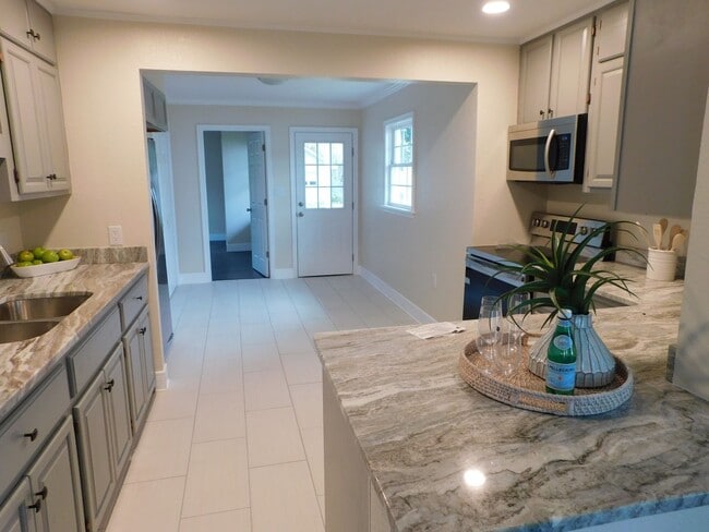 Photo - Completely Renovated 3 bed, 2bath home