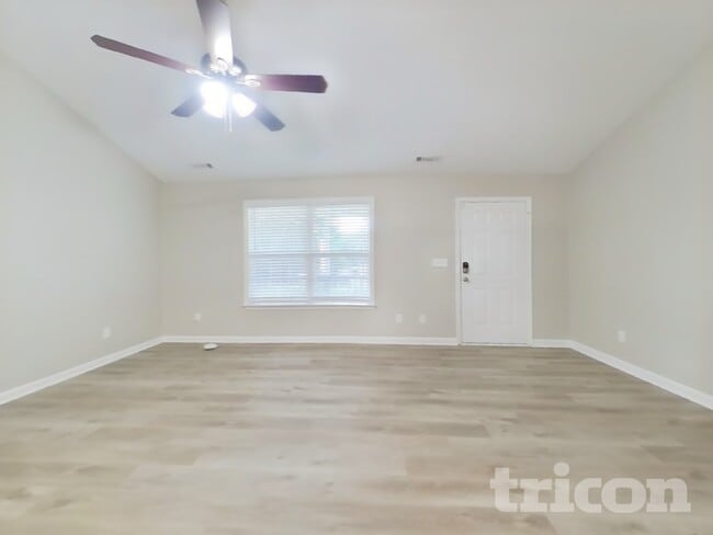 10 Magnolia St