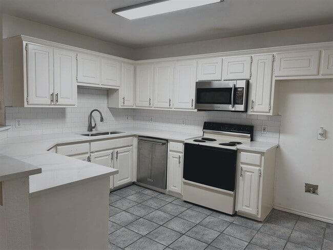 Photo - 3822 Stuart Rd