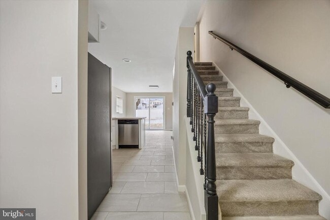 Photo - 431 Logan Ave