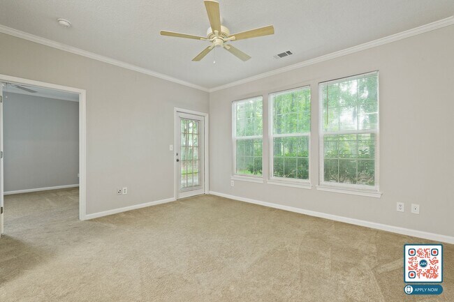 Photo - MOVE IN THIS YEAR - FREE MONTH'S RENT IN 1st 90 DAYS! Unit 103