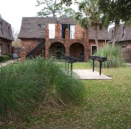 Palm Oaks Townhomes - Palm Oaks Townhomes