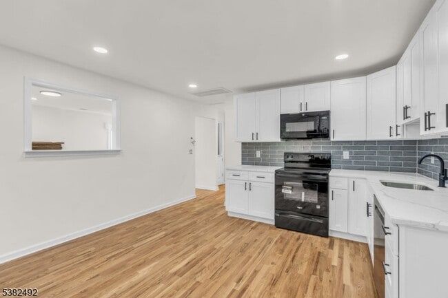 Photo - 55 Orchard Dr