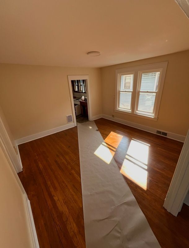 808 Waverly Pl Unit 2