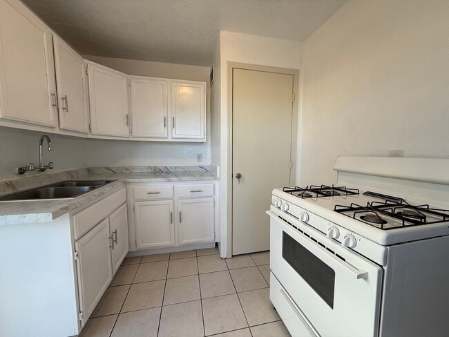 Photo - San Pablo 2427/2429 Unit San Pablo 2427A