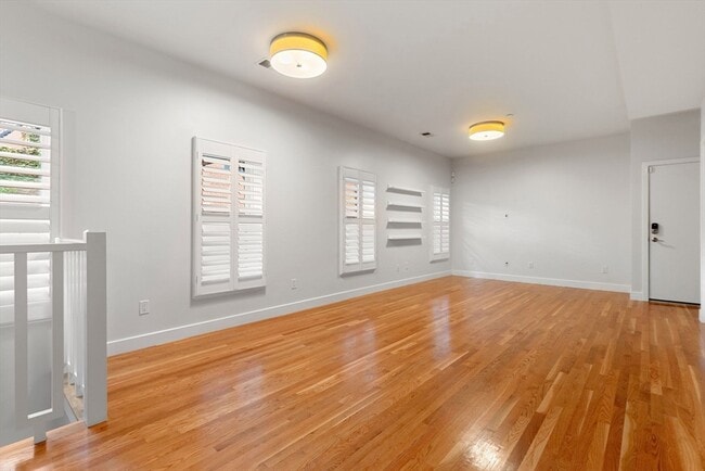 Photo - 242 Shawmut Ave Unit 1B