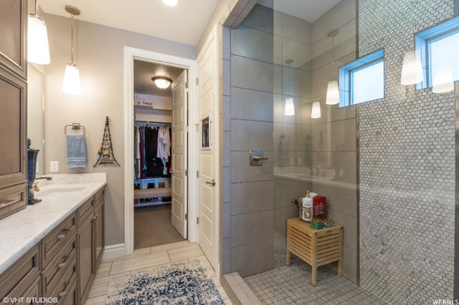 Photo - 2263 N 725 W