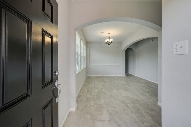 Photo - 6302 Provident Green Dr