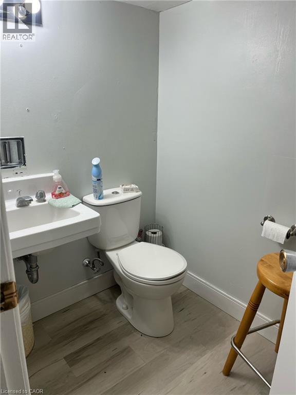 Photo - 453 Turnberry St Unité 1