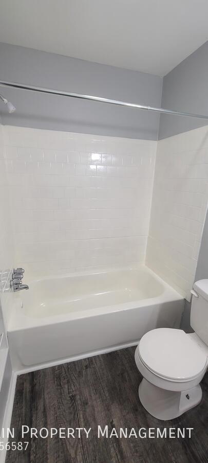 Building Photo - 2908 Richmond Hwy Unit 18