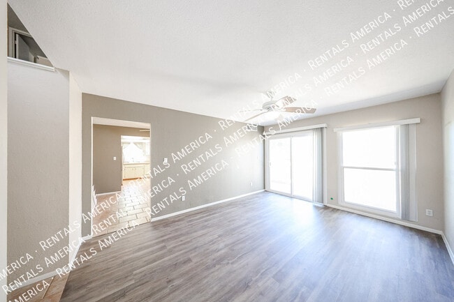 4555 W Continental Dr