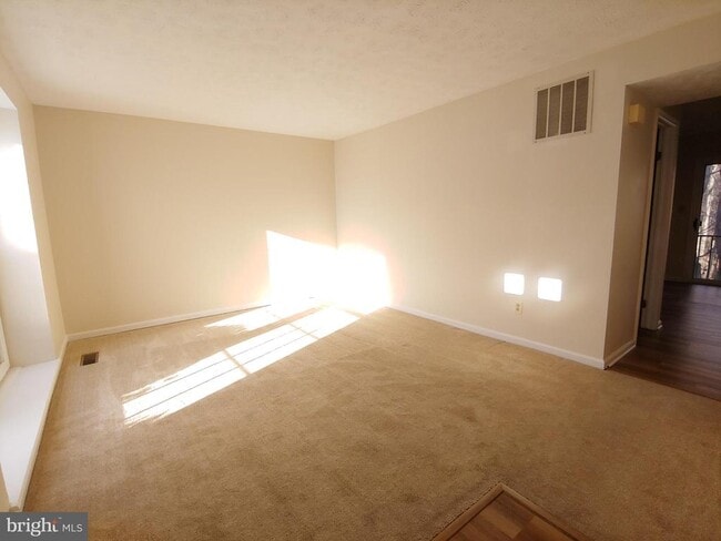 Building Photo - 2134 Commissary Cir