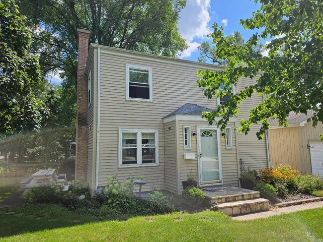 Building Photo - 161 Dole Ave Rental