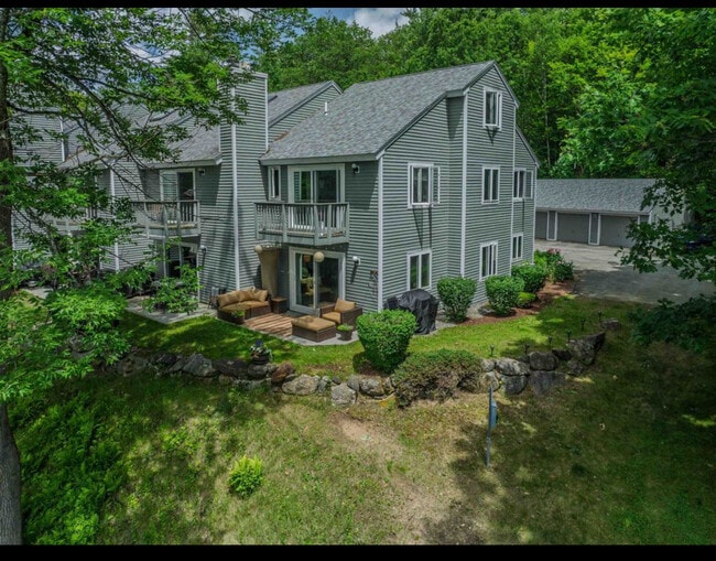 Building Photo - 55 Mountain River Ave Unit uniit 24