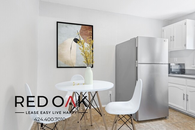 Photo - 227 E 52nd St Unit 5