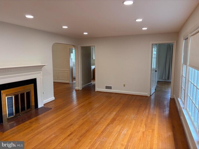 Photo - 5602 Pollard Rd