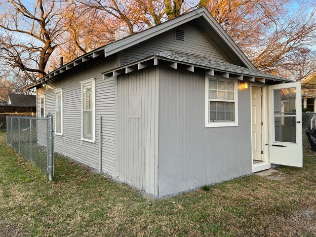 Building Photo - 1815 E 4th Pl