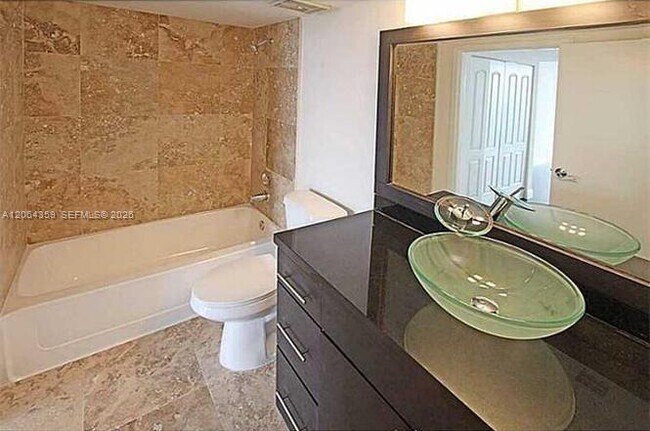 Photo - 7601 E Treasure Dr Unit 921