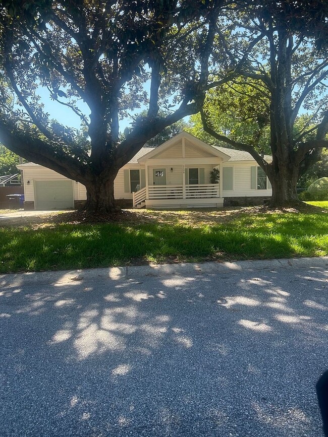 Building Photo - 1126 Shoreside Way