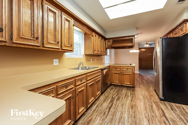 Photo - 15806 Afore Dr