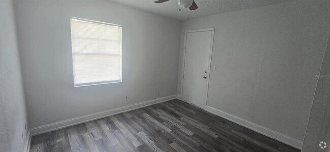 Building Photo - 1240 Herschell St Rental