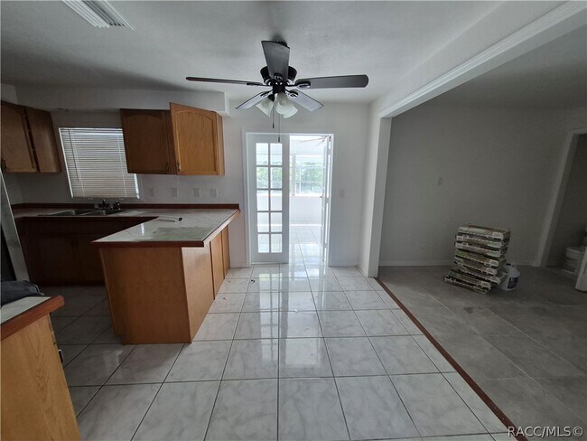 Photo - 41 S Lincoln Ave