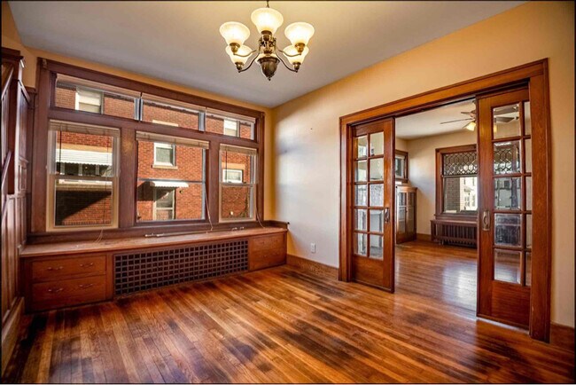 Photo - 98 Woodrow Ct